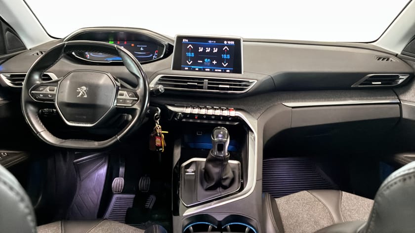 Bild 4 av Peugeot 3008 ALLURE 1,2 PURETECH 131 HK CARPLAY