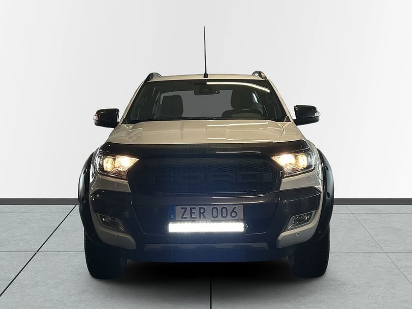 Bild 2 av Ford Ranger Dubbelhytt 3.2 TDCi 4x4 Aut Kamera/Kedja/Dvärm/Lock/SoV