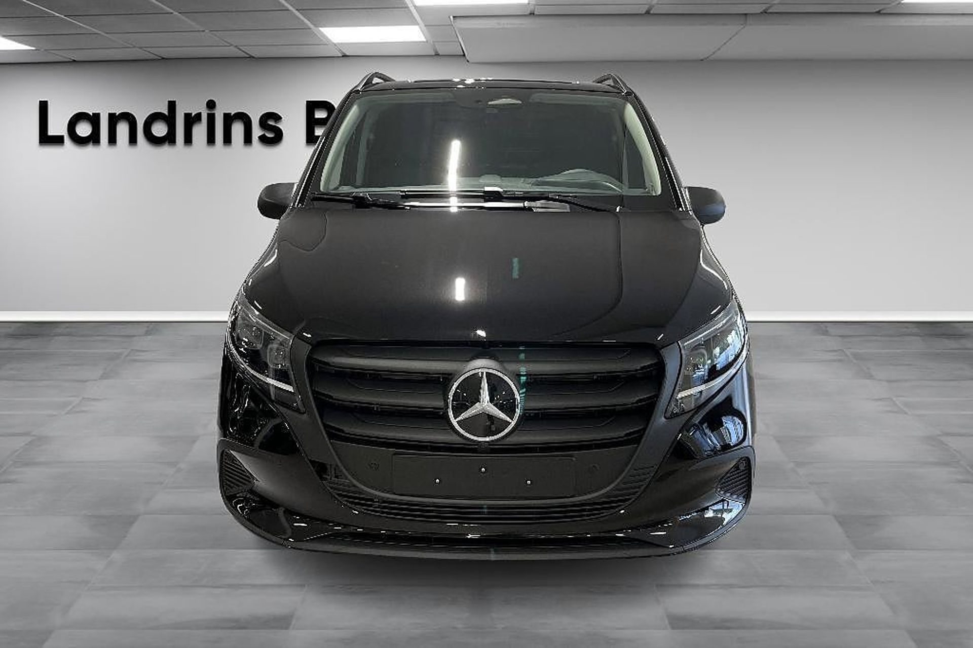 Mercedes-Benz Vito 2027, bild 2/15