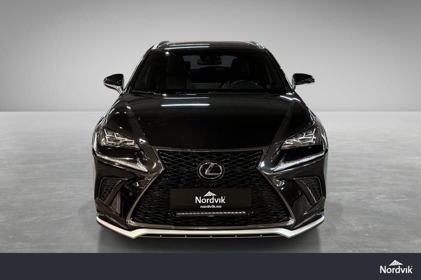 Bilde 2 av Lexus NX 300h AWD