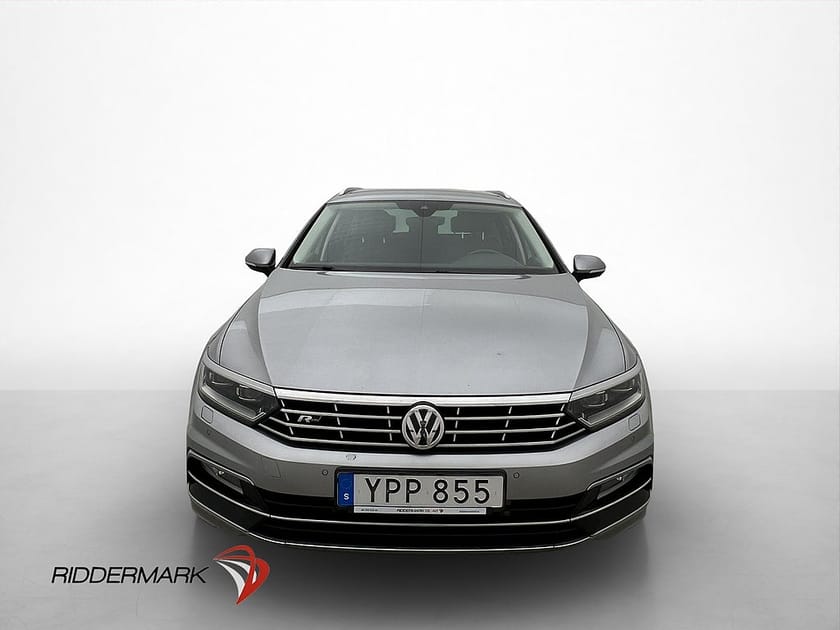Bild 2 av Volkswagen Passat Sportscombi GTS 4M 240hk R-Line Cockpit Värmare Drag