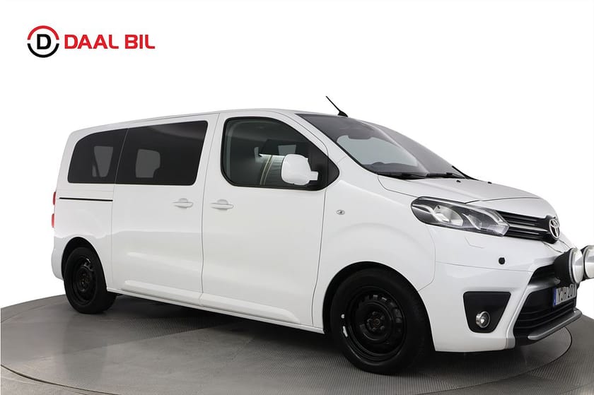 Bild 4 av Toyota Proace Verso 2.0 D-4D 150HK 9-SITS M-VÄRM HUD KEYLESS ACC 3-ZON