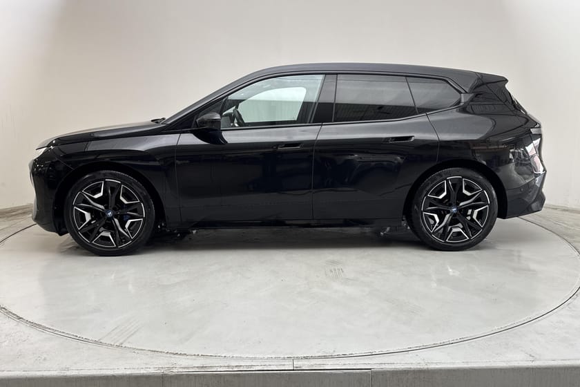 Bild 2 av BMW iX xDrive50