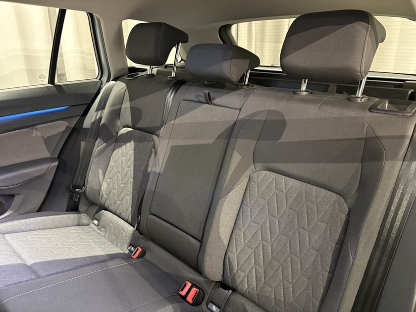 Bild 5 av Volkswagen Golf Sportscombi LIFE 1.5 ETSI 150hk Drag Värmare