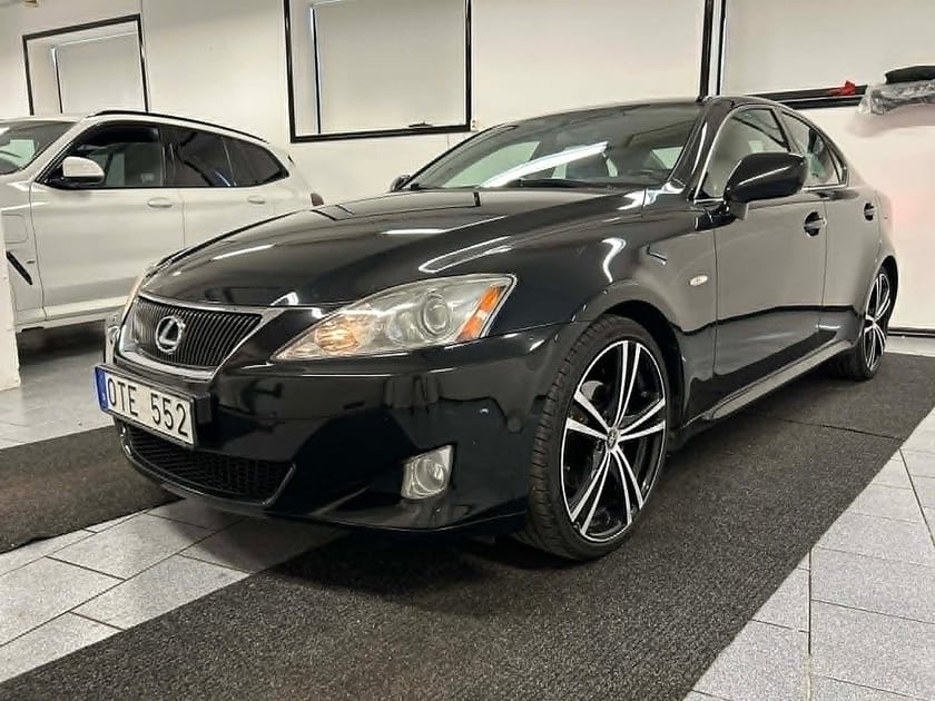 Bild 1 av Lexus IS 250 2.5 V6 208 hk Drag Nyservad