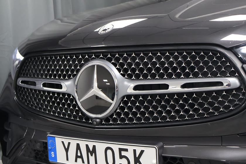 Bild 5 av Mercedes-Benz GLC 300 e 4MATIC AMG Premium Plus HUD Pano Burmester MOMS