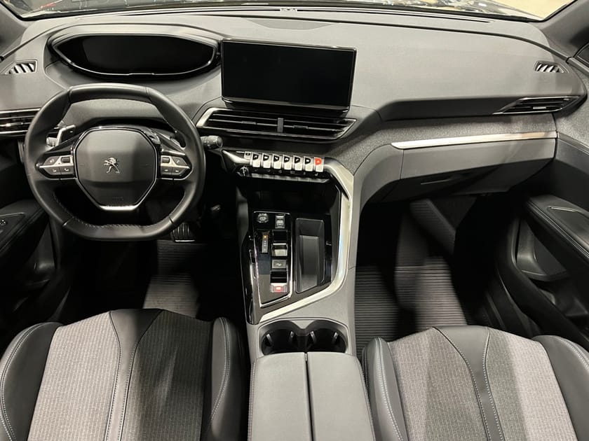 Bild 5 av Peugeot 3008 HYBRID4 300 *Backkamera/SE SPEC*