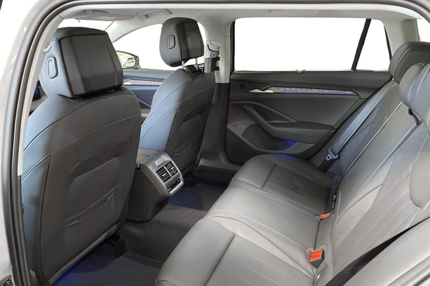 Bild 5 av Škoda Superb iV Kombi