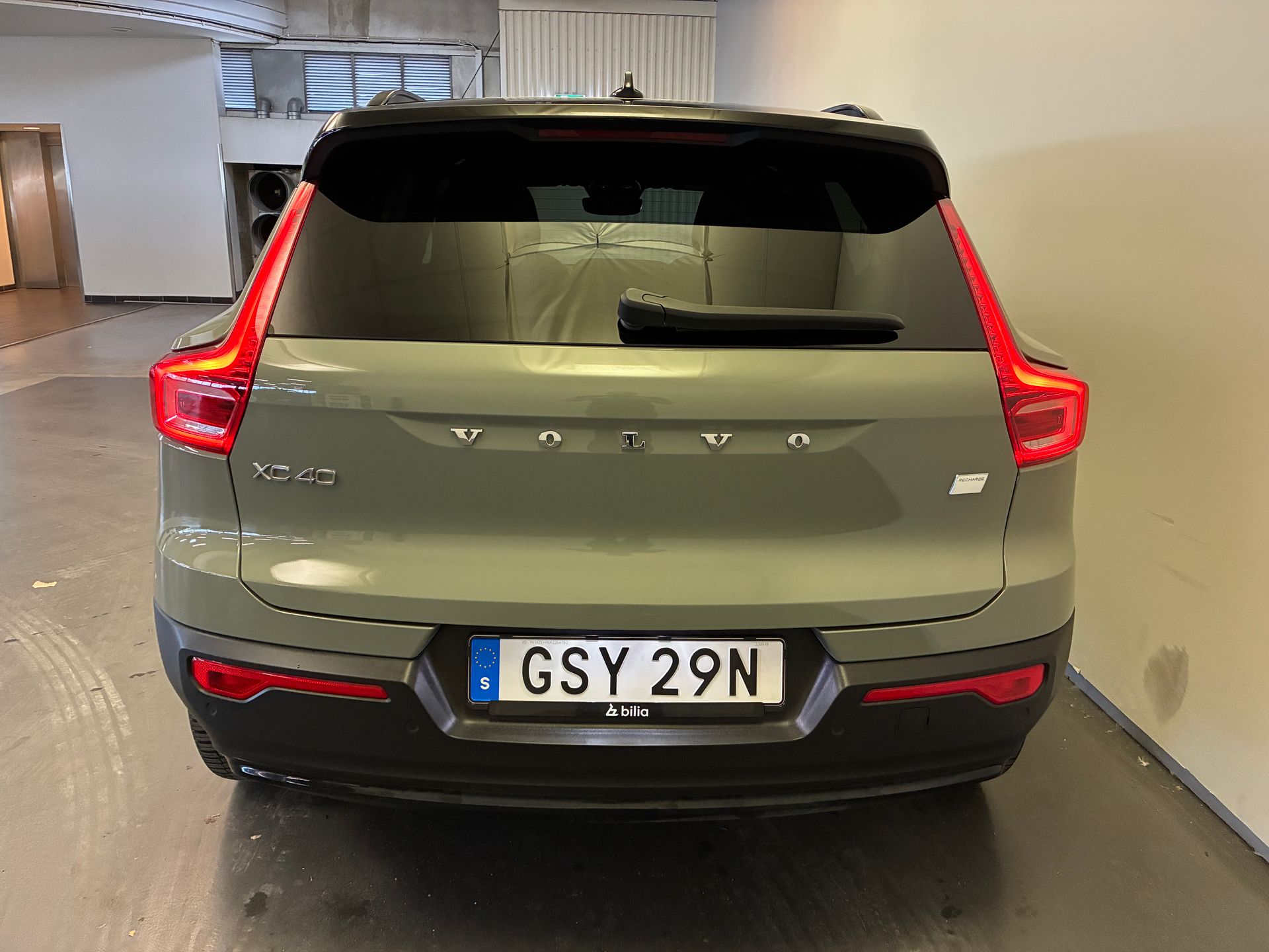 Volvo XC40 2024, photo 7/10