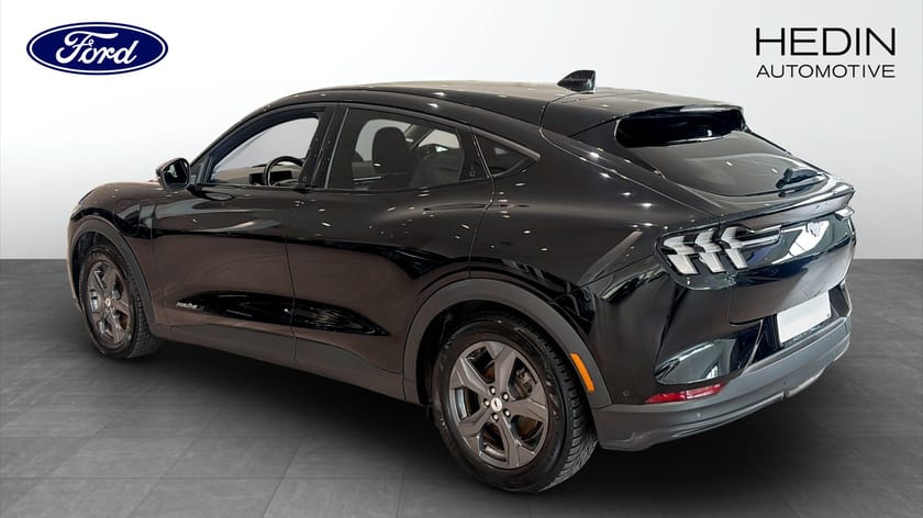 Bild 2 av Ford Mustang Mach-E Standard Range RWD TEKNIKPAKET+ 269HK