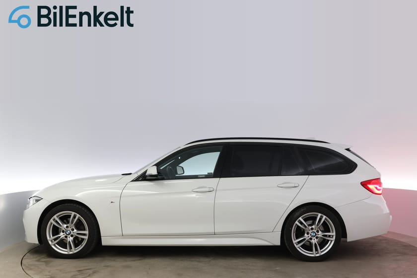 Bild 5 av BMW 320d xDrive Touring M Sport Läder Cockpit Drag