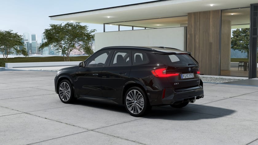 Bild 2 av BMW iX1 xDrive30 0,95% M Sport Business Ed Drag DA Pro H K