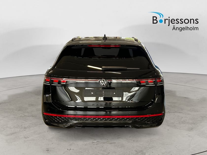 Bild 4 av Volkswagen Passat Variant eHybrid 272 DSG6 R-LINE