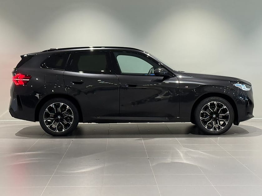Bild 3 av BMW X3 30e xDrive M Sport Business Edition HUD Panorama
