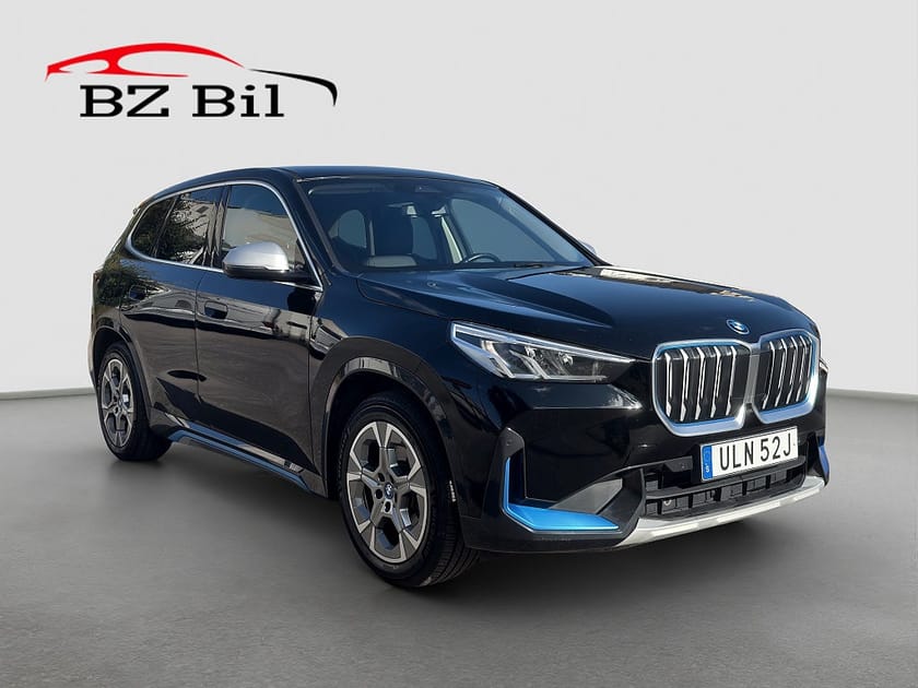 Bild 5 av BMW iX1 xDrive30 xLine Värmare Kamera