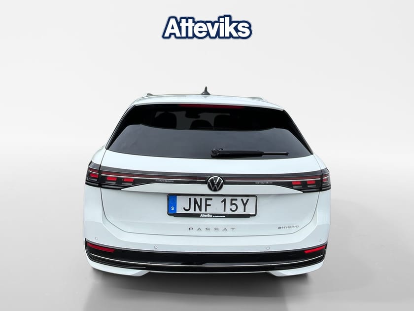 Bild 4 av Volkswagen Passat Variant eHybrid Elegance 1.5 TSI *360-kamera/Assistanspkt.
