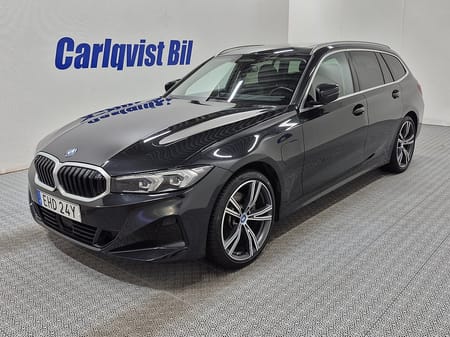 BMW 330e xDrive Touring