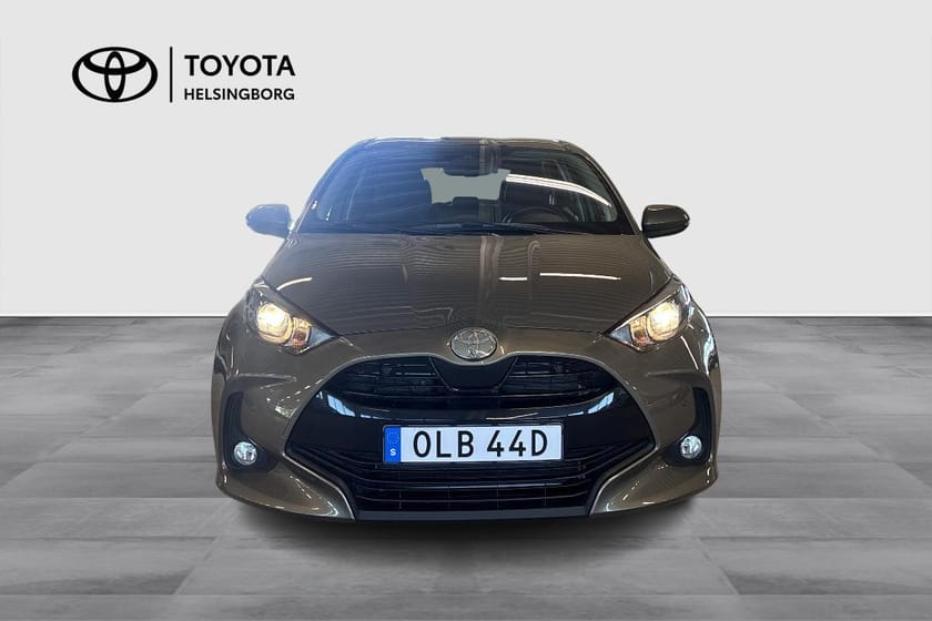 Bild 2 av Toyota Yaris Hybrid 115 1,5 Active, Komfortpaket, P-sensor