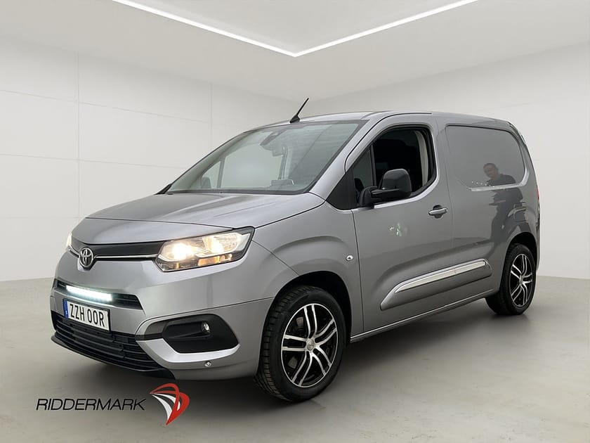 Bild 3 av Toyota ProAce City proace-city 1.5 Värmare Dragkrok B-Kamera CARPLAY