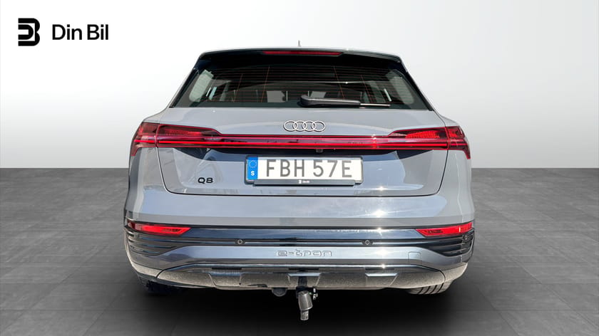 Bild 5 av Audi Q8 50 e-tron quattro Drag/Backkamera