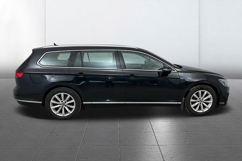 Bild 4 av Volkswagen Passat Sportscombi GTE SC Executive Business Drag Läder/Alcantara Navi Kamera IQ.Light 218hk