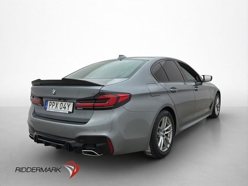Bild 4 av BMW 530i xDrive Sedan 252hk M Sport Pano H/K HUD P-Värm 360° Läder