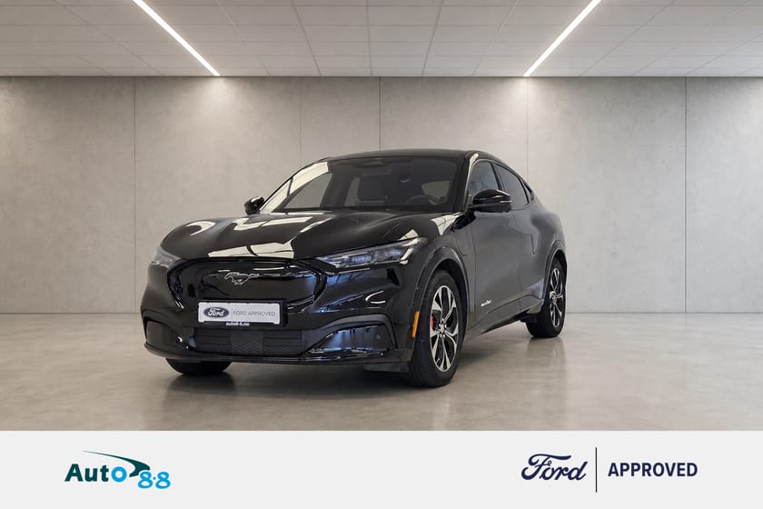 Bilde 1 av Ford Mustang Mach-E Standard Range AWD Sporty SUV 4x4 Kamera App El seter framme Skinn