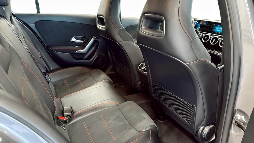 Bild 5 av Mercedes-Benz A 250 e AMG 218hk B-kamera Värmare Carplay