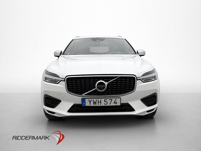 Bild 2 av Volvo XC60 T8 Recharge AWD R-Design B&W Pano Värm 360° Drag