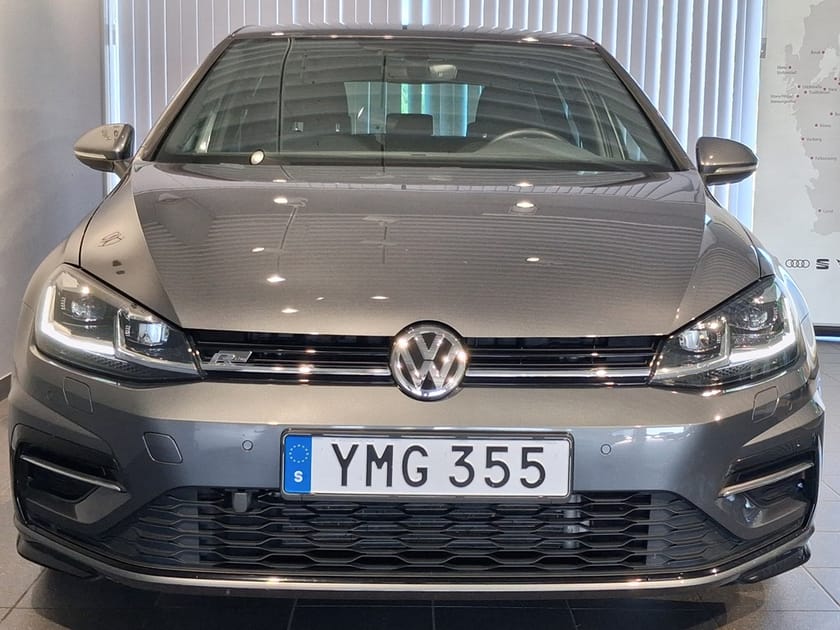 Bild 2 av Volkswagen Golf 1.4 TSI | Drag | Backkamera | Sportstolar