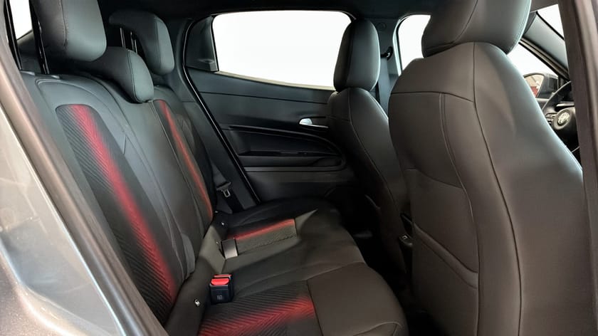 Bild 5 av Alfa Romeo Junior Ibrida *PRIVATLEASA från 3495kr/mån* TECNICA PKT