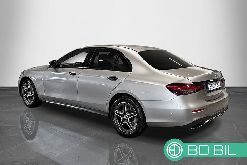 Bild 2 av Mercedes-Benz E 300 e 4MATIC AMG SE PREMIUM WIDESCREEN 360 KAMERA DRAGKROK