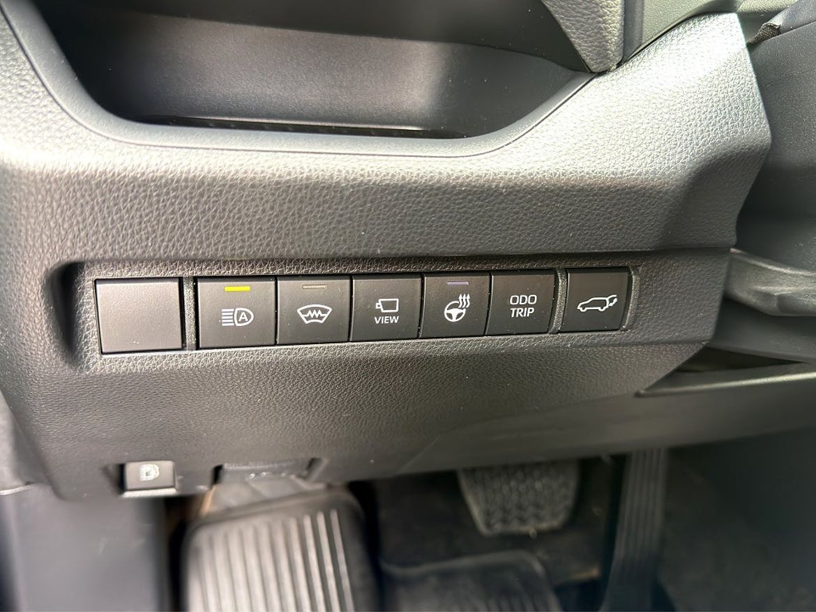 Toyota RAV4 Hybrid AWD-i, bild 18 av 21