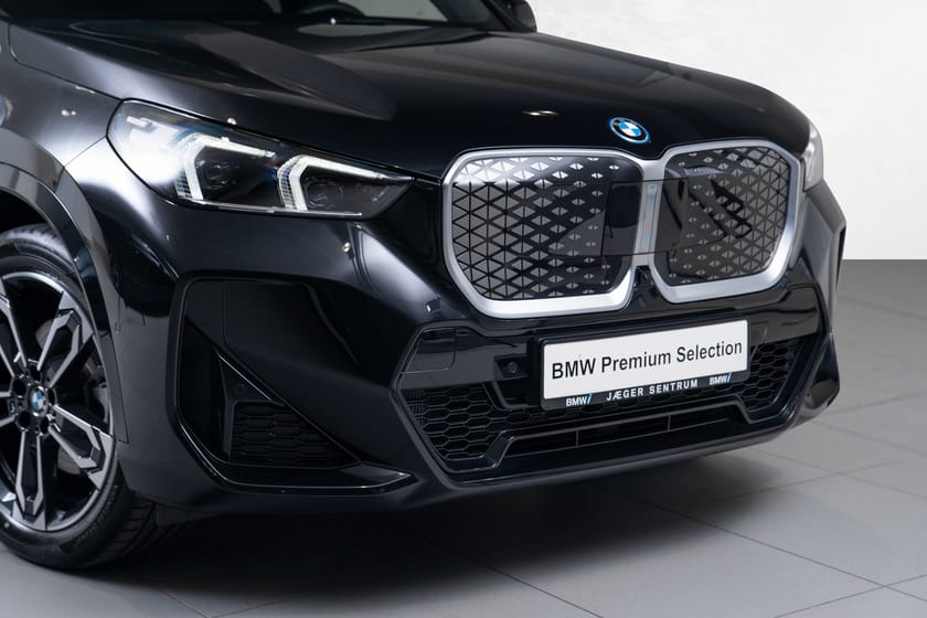 Bilde 2 av BMW iX1 xDrive30 6,29% Rente - FullyCharge-Soltak-Skinn-Hengerfeste