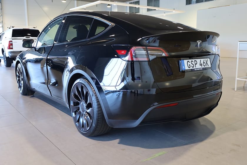 Bild 5 av Tesla Model Y Performance AWD 534hk | Dragkrok |