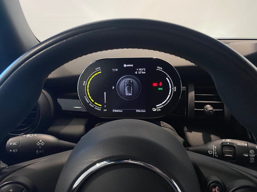 Bild 5 av MINI Cooper SE 4,95% ränta P-assistent bak Backkamera