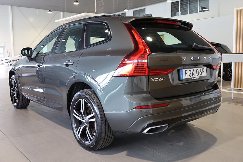 Bild 4 av Volvo XC60 Recharge T6 AWD AUT R-Design Pano H&K Navi Kamera