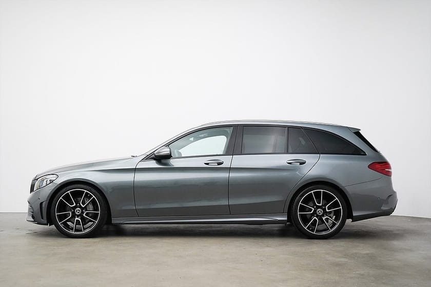 Bild 3 av Mercedes-Benz C 220 T d C220 / 194hk / Premium / Pano / Cockpit