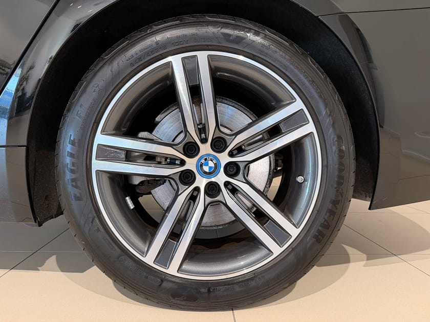 Bild 3 av BMW 530e xDrive Touring xDrive, Värmare, Backkamera, Navigator
