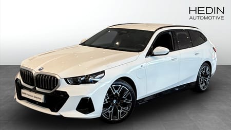 BMW 530e xDrive Touring M sport, Rattvärme, Dragkrok, 20"