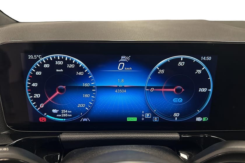 Bild 2 av Mercedes-Benz EQA 250