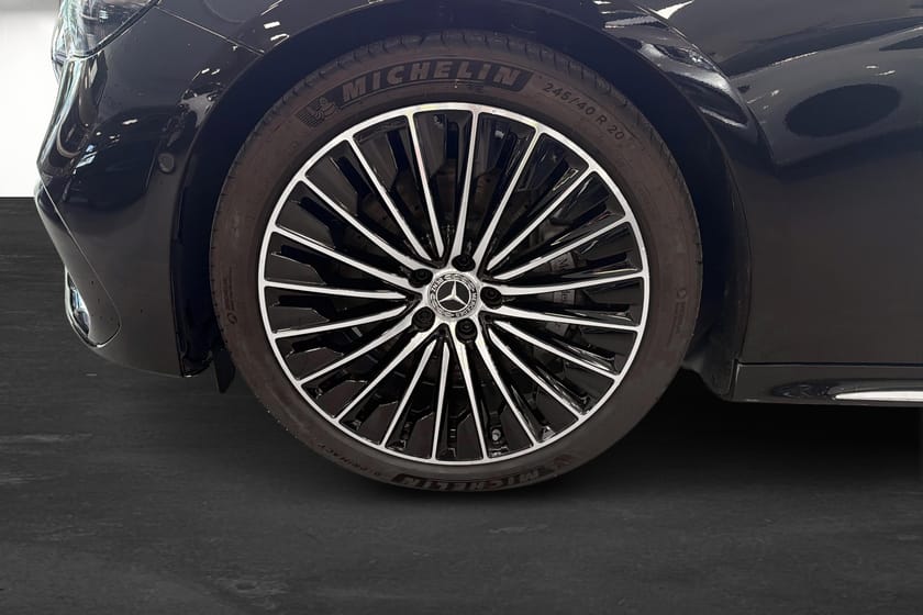 Bild 5 av Mercedes-Benz E 300 de 4MATIC T