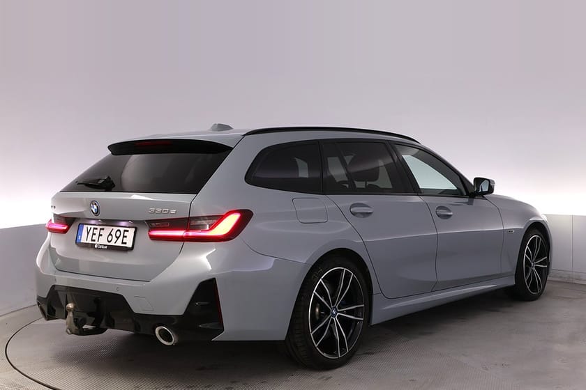 Bild 5 av BMW 330e xDrive Touring M sport Adap.Farth Elstol Värm. Drag