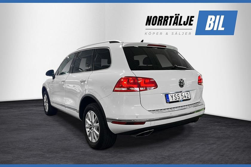 Bild 4 av Volkswagen Touareg 3.0 204 HK V6 4M TDI DRAG VÄRMARE B-KAMERA PDC