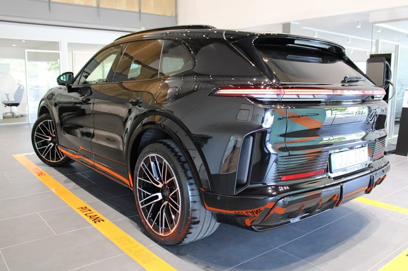 Bild 2 av Porsche Cayenne Turbo Electric 