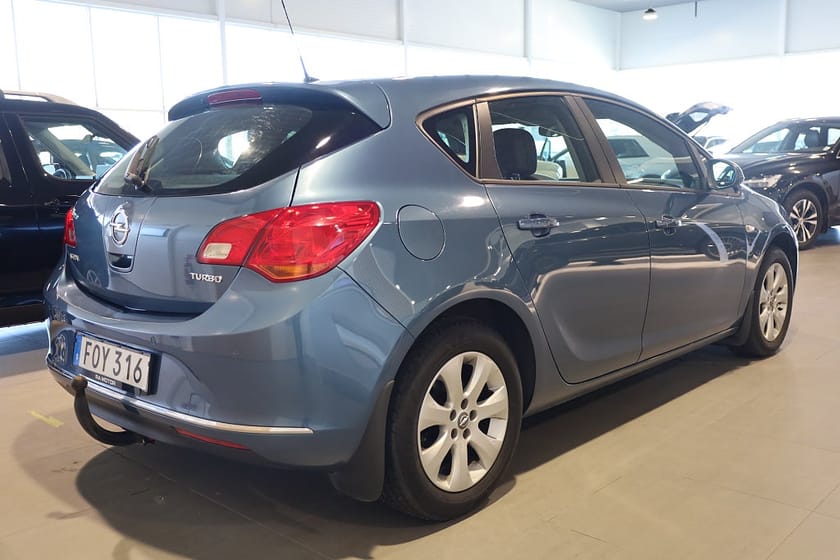 Bild 5 av Opel Astra 1.4 Turbo ecoFLEX Enjoy Drag Blåtand Rattvärme