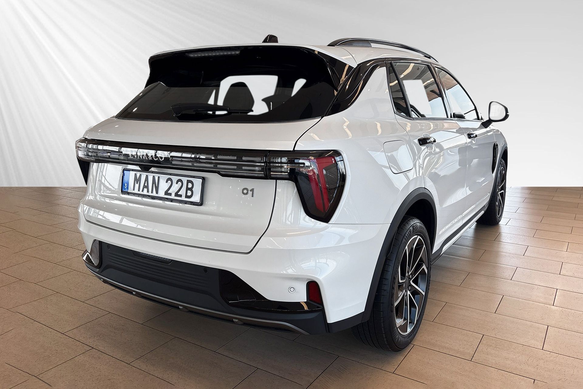 Lynk & Co 01 PHEV 2025, bild 4/10