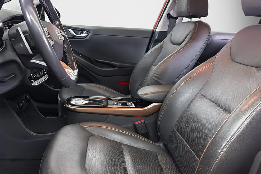 Bild 5 av Hyundai Ioniq Electric Premium Plus EN ÄGARE LÅGA MIL