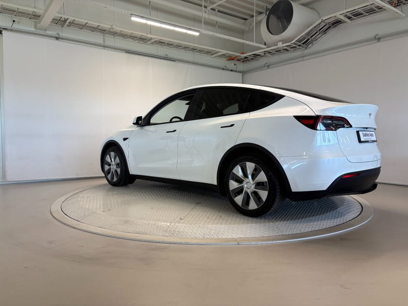 Bilde 4 av Tesla Model Y Long Range AWD Autopilot/Krok/Skinn/Pano/Kamera