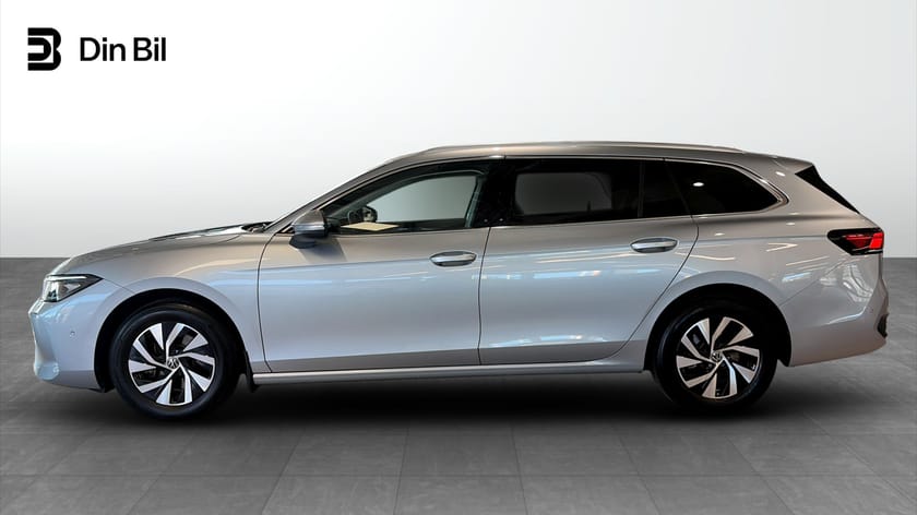 Bild 2 av Volkswagen Passat Sportscombi 1.5 eTSI |Drag |Värmare